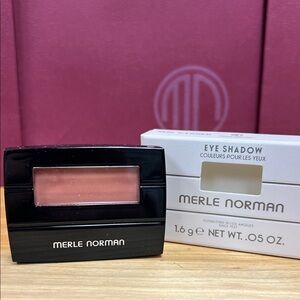 Merle Norman Eyeshadow in SUN KISSER